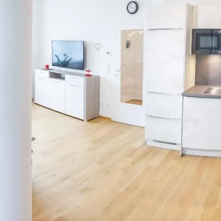 Ferienwohnung Narzisse - City Appartement Im Kurpark Bad Aussee Exterior foto